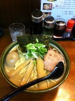 「味玉らぁめん　大盛り　1050円」@らぁめん 葉月の写真