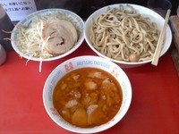 「大つけ麺、６００、野菜マシマシ、巻チャー」@蓮爾 登戸店の写真