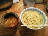 「辛味つけ麺中盛」@つけ麺屋 やすべえ 高田馬場店の写真