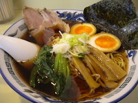 「まる長ラーメン　680円」@手作り餃子ラーメン まる長の写真