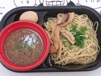 「ラーメン　龍の家　つけ麺　もつ+半熟煮玉子」@大つけ麺博 2012の写真
