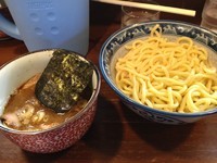 「つけ麺　普通　熱盛り750円」@兎に角 松戸店の写真