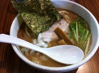 「濃厚中華そば（大）　800円」@中華そば 伝堂の写真