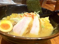 「黒味噌らーめん」@黒味噌らーめん 初代けいすけ 品川店の写真