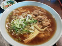「豚バラしょうゆラーメン（大盛り）」@お食事処 いりますの写真