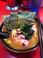 「ラーメン 硬め味濃め」@家系総本山 ラーメン吉村家の写真