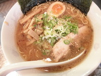 「とんこつ醤油　「750円」」@さんじの写真