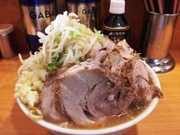 「小ラーメン豚入り ￥850 ニンニク」@ラーメン二郎 八王子野猿街道店2の写真