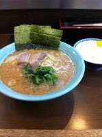 「ラーメン中」@寿々㐂家の写真