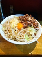 「油そば（ニンニク多め）８００円」@ラーメン髭の写真
