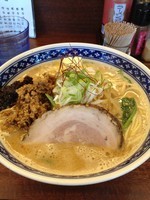 「坦々麺 + 赤(辛モヤシ)feat.麺硬め」@一世風靡の写真