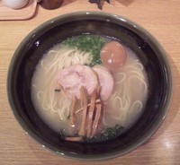 「牡蠣と鯛出汁のらーめん：680円＋味玉：100円」@麺屋 ぬかじの写真