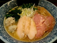 「チャーシュー濃厚魚介らーめん　900円」@麺屋 一燈 ラゾーナ川崎店の写真