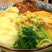 「ワンタン麺」@麺屋 空海 サクラス戸塚店の写真