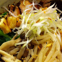 「塩まぜ蕎麦DX+大盛り+とり塩ごはん」@中華蕎麦 つがいの写真