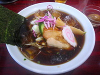 「つったい（冷たい）らーめん+炙りちゃーしゅー（別皿）+煮卵」@麺ダイニング ととこの写真