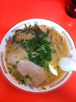 「みんずラーメン大盛７５０円」@珉子 小倉店の写真