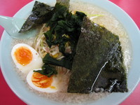 「ネギ塩ラーメン￥750＋茹で玉子￥１００」@ラーメンショップ 羽生インター店の写真