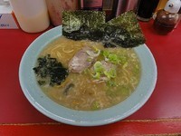 「ラーメン　450円　太麺」@ラーメンショップ 牛久結束店の写真