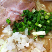 「ラーメン+大盛り+鶏そぼろご飯」@麺処あしたかの写真