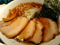 「煮豚そば　950円」@SOBAHOUSE金色不如帰の写真