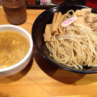 「トロ辛つけ麺」@めん屋 写楽 東大宮店の写真