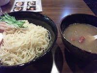 「【雨の日限定】梅塩つけ麺」@めん屋そらの写真