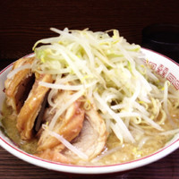 「小ラーメン豚」@ラーメン二郎 横浜関内店の写真