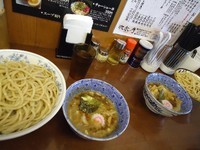 「つけめん特盛り600g　950円」@次念序の写真