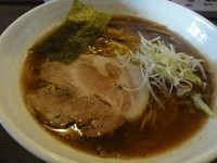 「らー麺中盛り600円」@荻窪らーめん 栄龍軒の写真