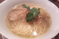 「塩拉麺 700円」@創作麺工房 鳴龍の写真