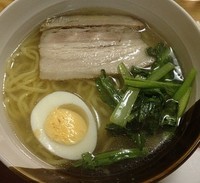 「豚だし塩ラーメン（600円）」@ラーメン深大の写真