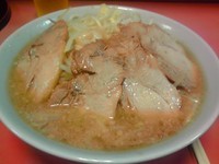 「チャーシュー(小豚)800円」@ラーメン二郎 歌舞伎町店の写真