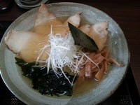 「旨鶏チャーシュー塩ラーメン(大盛り)」@鄙めんの写真