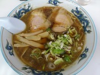 「正油ラーメン 700円」@元祖北海道旭川ラーメン ぺーぱんの写真