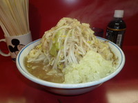 「小ラーメン（野菜ちょいマシ　ニンニク　アブラ　　タマネギW）」@麺屋 桐龍の写真