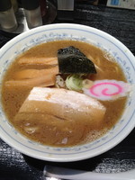 「ラーメン ￥750」@三ツ矢堂製麺 伊勢佐木モール店の写真