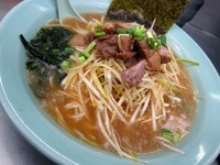 「ネギラーメン（麺硬め） ７００円」@ラーメンショップ ニューシャトル東宮原駅前店の写真