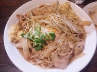 「【9月限定】冷し肉そば(中盛り) ￥850」@伝家 志木店の写真