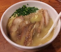 「白鶏らーめん＋鶏チャーシュー」@鶏の穴の写真