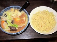 「特製もりそば（麺少なめ、玉子増し）680円＋温野菜100円」@神田大勝軒の写真