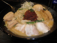 「特製辛みそらーめん（９５０円）大盛（０円）」@麺処 くるり 御茶ノ水店の写真