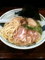 「白らぅめん全部のせ」@三代目 ◯助 MARUSUKEの写真