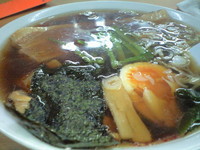 「かくれんぼうラーメン（￥800）」@支那そばや かくれんぼうの写真