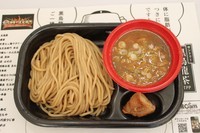 「中華蕎麦とみ田　六年目の豚骨魚介」@大つけ麺博 2012の写真