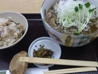 「牛肉うどんセット_940円」@銀座 木屋 銀座七丁目店の写真