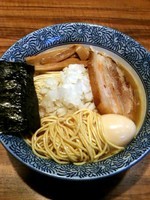 「【宮本店長限定】濃厚煮干しそば」@ラーメン燈郎の写真