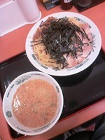 「塩麹つけ麺（白・大盛）４９０円通常５５０円」@熱烈中華食堂 日高屋 上板橋北口店の写真