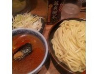 「辛つけ麺大盛400ｇ　750円」@つけ麺専門店 三田製麺所 梅田店の写真