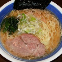 「塩らーめん(細麺170g 650円)」@らーめん和屋 雅 国領駅前店の写真